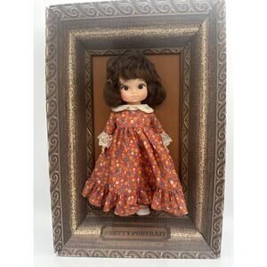 Vtg Pretty Portrait Doll UNEEDA 1966 in Box Dark Brown Hair red Floral Dress HTF